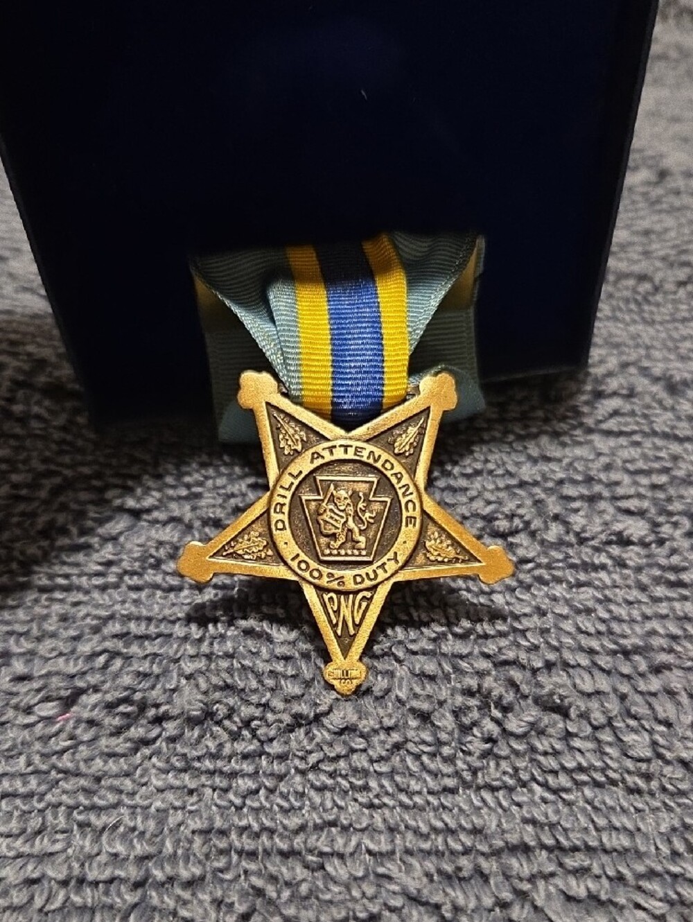 PA Natiinal Guard Pin - Picture 3 of 3